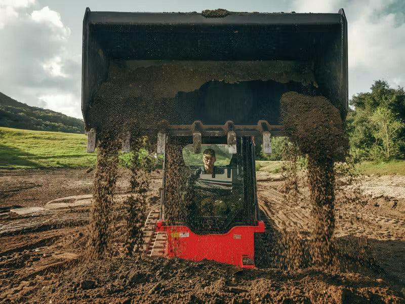 Load image into Gallery viewer, Kioti TL750 Compact Track Loader
