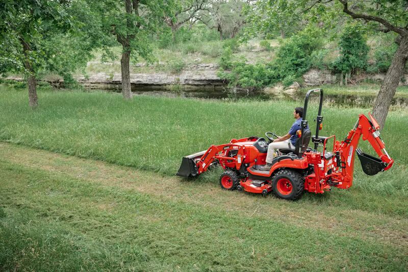 Load image into Gallery viewer, Kioti CS Series (Sub-Compact Tractor)
